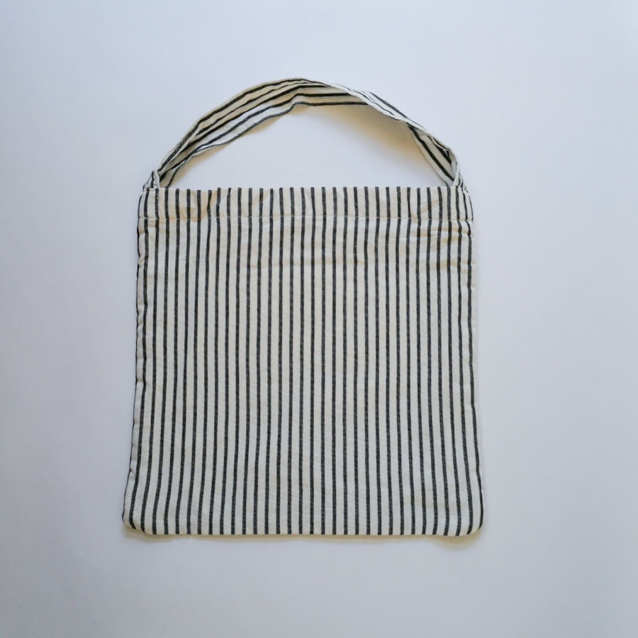 ONE SHOULDER TOTE