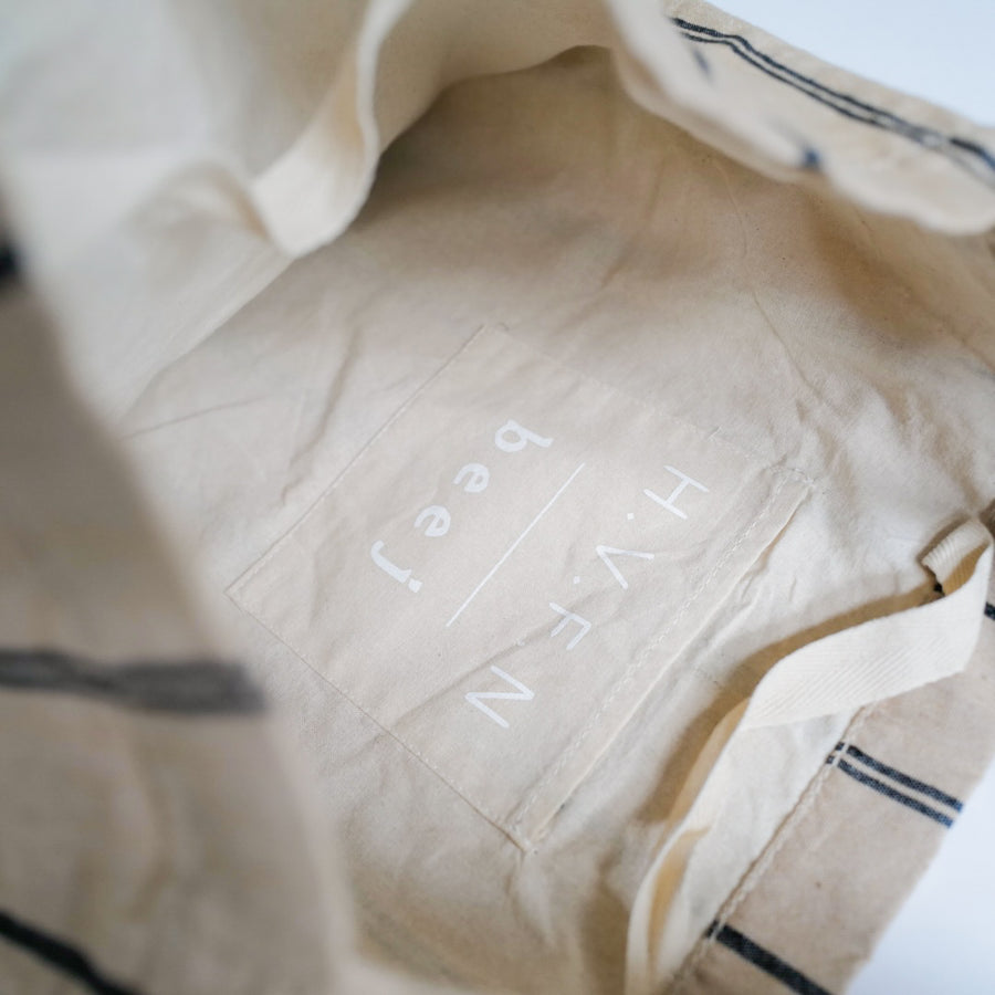 111 ONESHOULDER TOTE