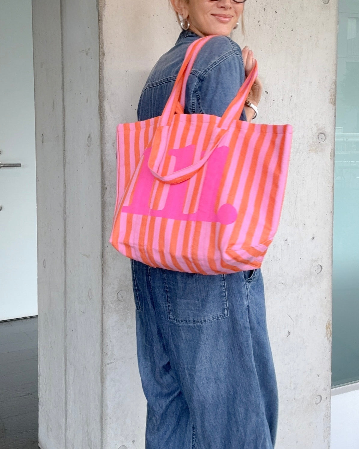 STRIPE TOTE BAG – H.V.F.N