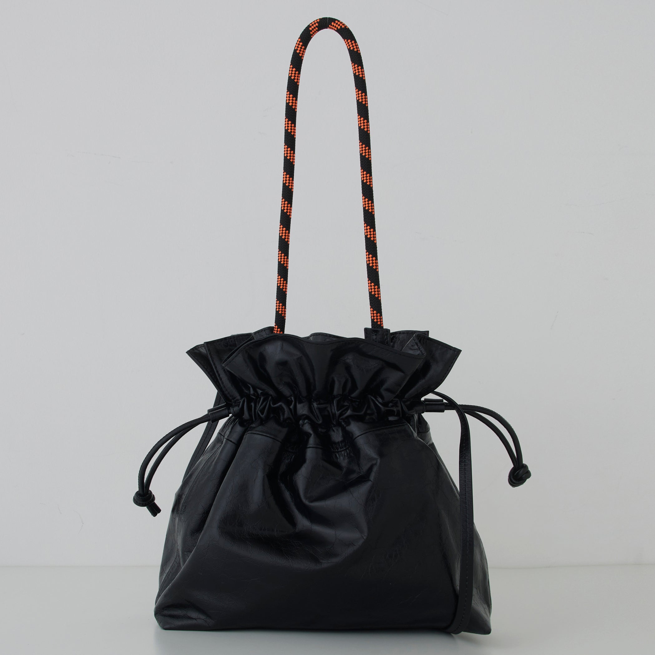 H.V.F.N ショルダーバッグ MINDY – H.V.F.N