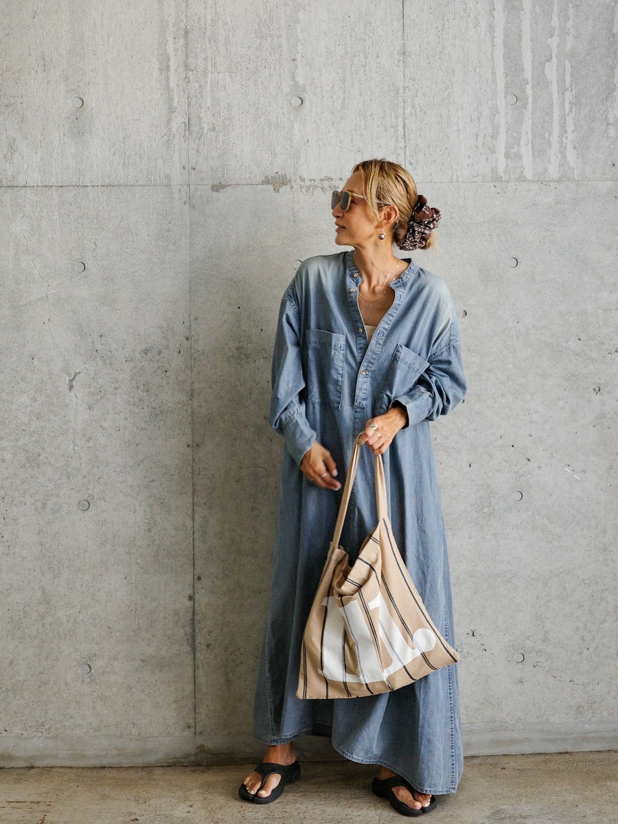 111 ONESHOULDER TOTE