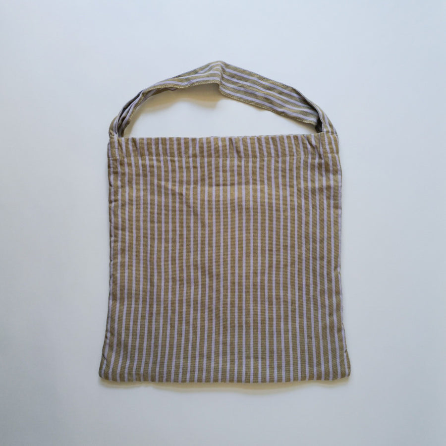 ONE SHOULDER TOTE