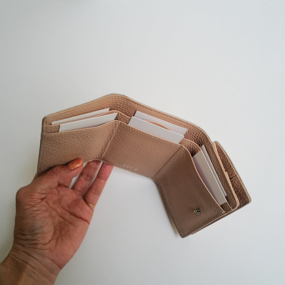 MILLIE H.V.F.N 三つ折り財布　新品　財布　ミニ財布　ハブファン MILLIE – H.V.F.N