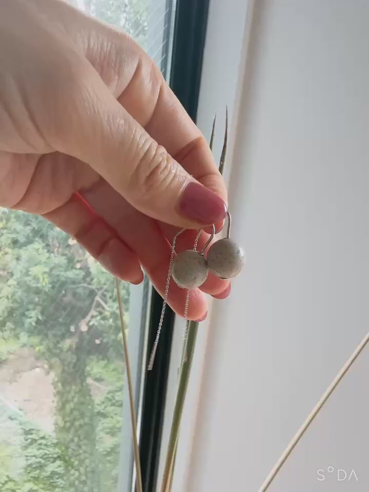 <11月末発送＞Sway Drop Earrings